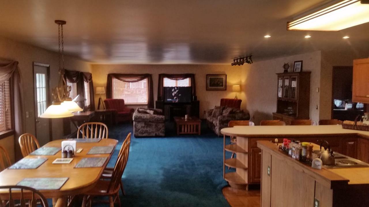 Kodiak Russian River Lodge Eksteriør bilde